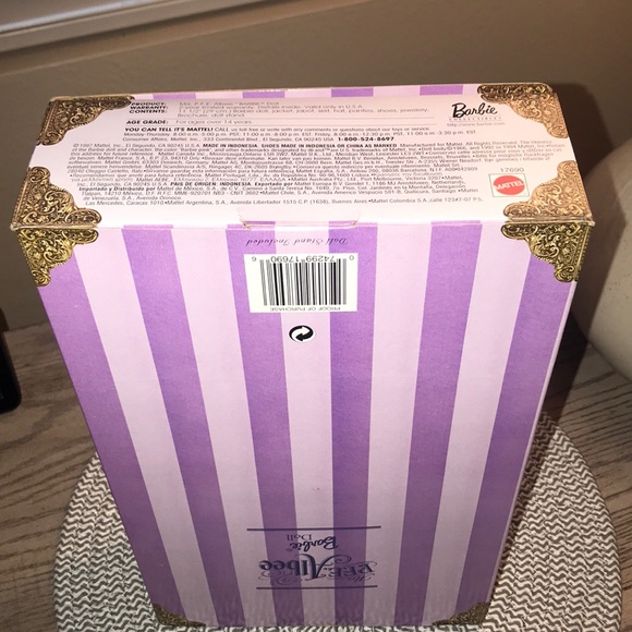 Collectible Barbie 1997 - Picture 4 of 9